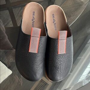 SeaVees Tiburon Women's Mules